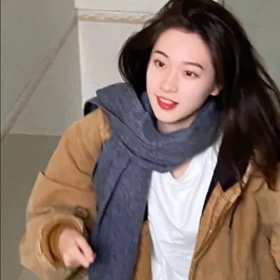 早餐时女歌迷快闪